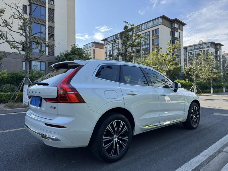 Volvo XC60, 2021 — фото 7 из 12