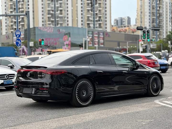 Mercedes-Benz EQS AMG, 2025 — фото 6 из 9