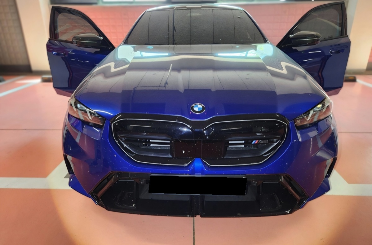 BMW M5, 2025 — фото 3 из 12