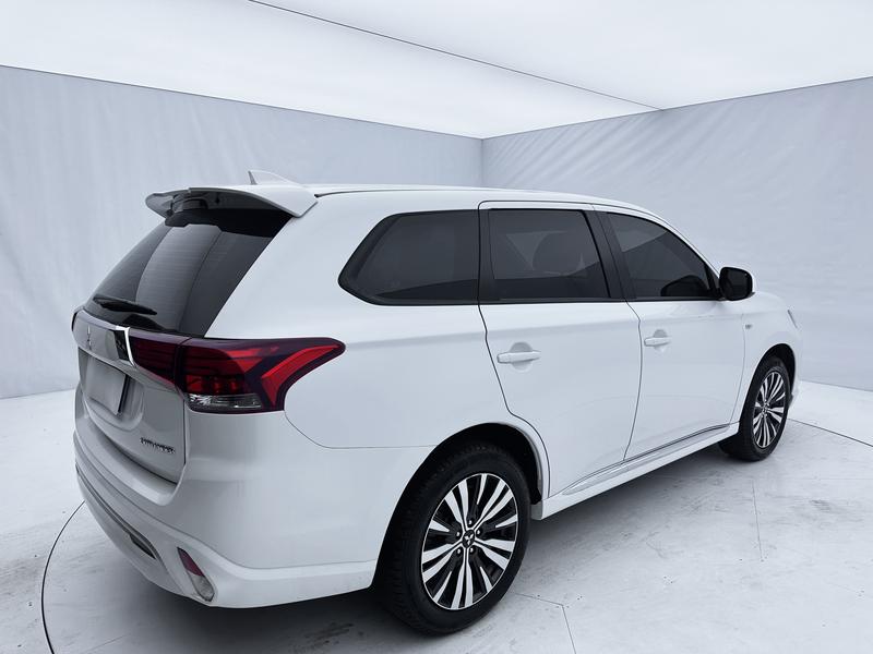 Mitsubishi Outlander, 2021 — фото 7 из 12