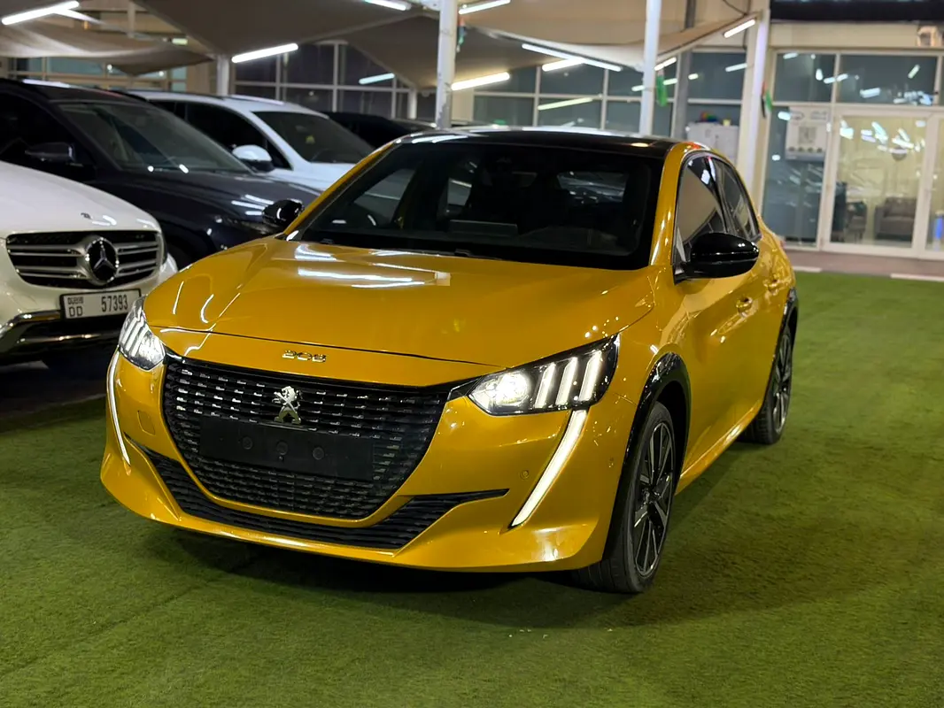 Peugeot 208, 2022 — фото 2 из 10