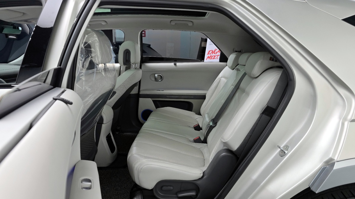 Hyundai Ioniq 5, 2021 — фото 12 из 12