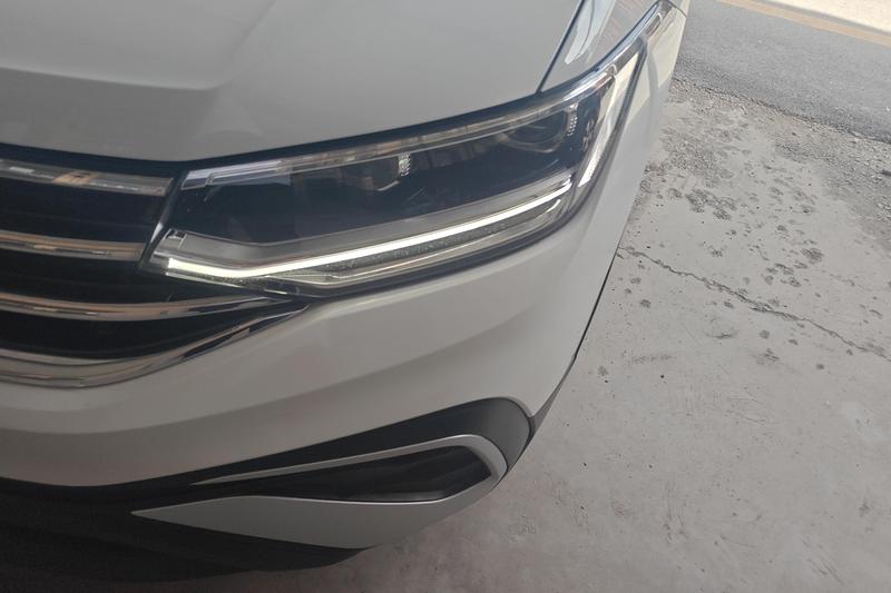 Volkswagen Tiguan L Pro, 2023 — фото 4 из 11