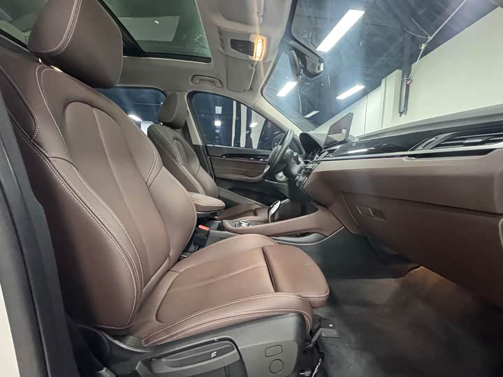BMW X1, 2022 — фото 9 из 9