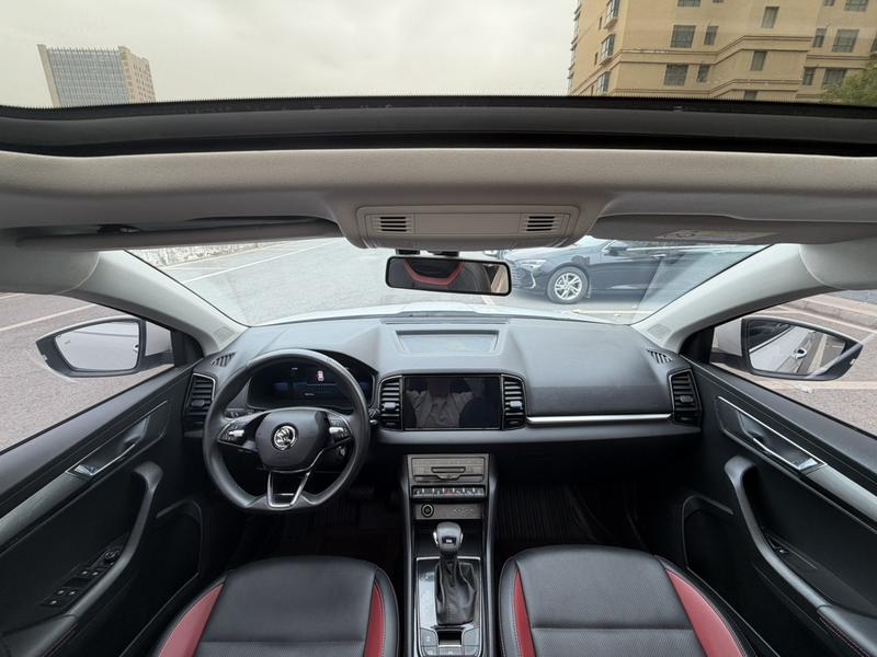 Skoda Karoq, 2022 — фото 8 из 12