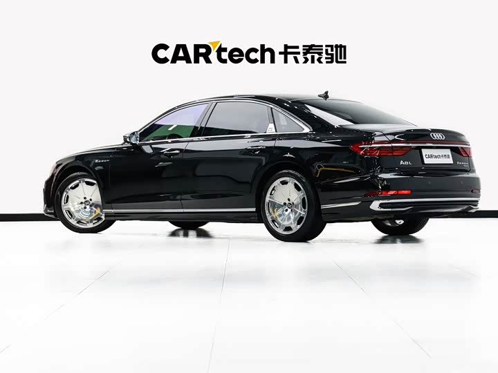Audi A8, 2024 — фото 6 из 9