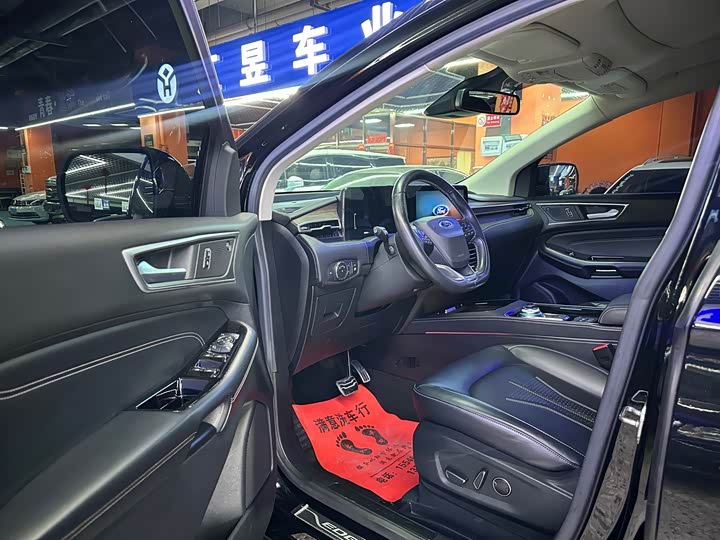 Ford Edge, 2022 — фото 5 из 9