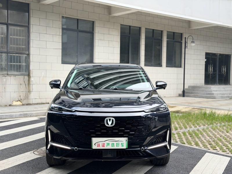 Changan UNI-K Hybrid, 2022 — фото 2 из 12