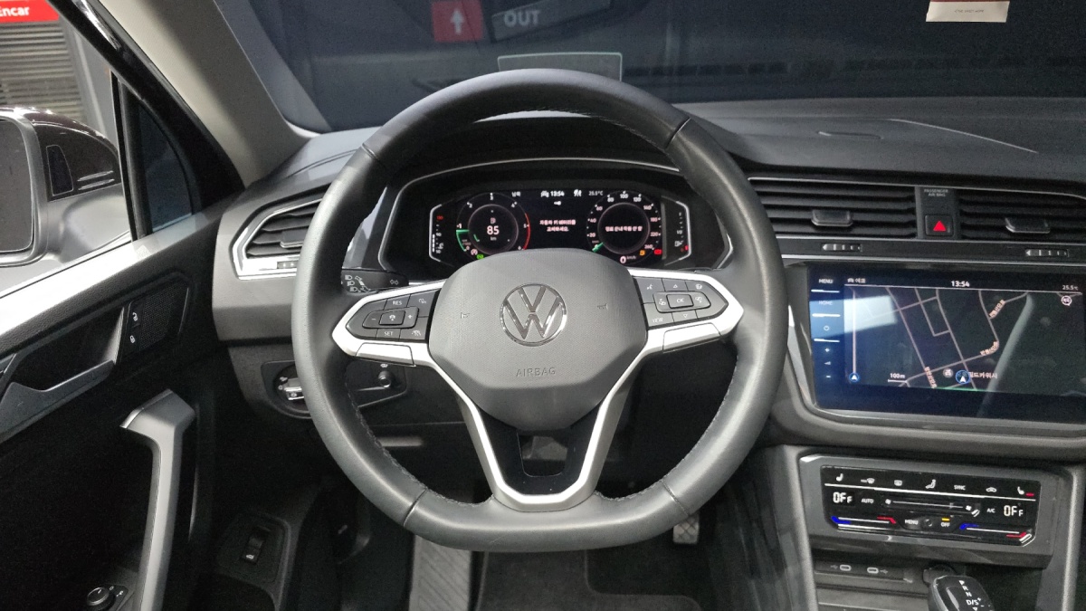 Volkswagen Tiguan, 2021 — фото 12 из 12