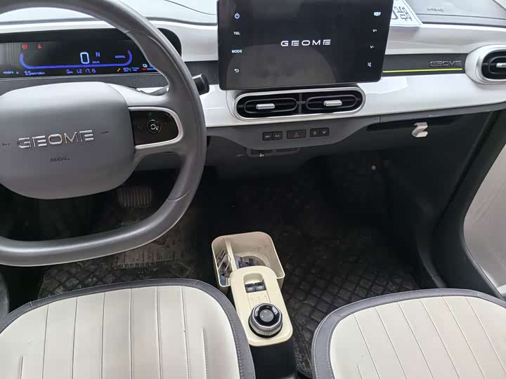 Geely Galaxy Panda Mini, 2025 — фото 8 из 9