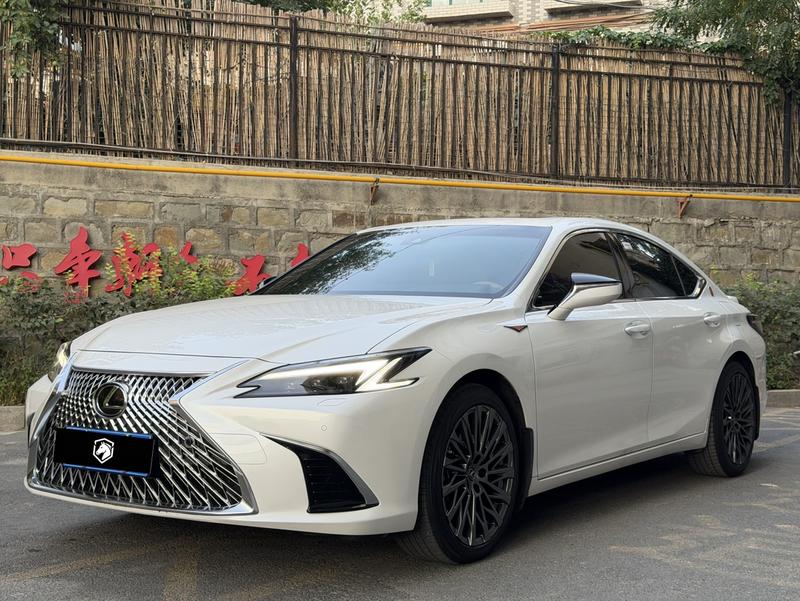 Lexus ES, 2025 — купить в Орле под ключ