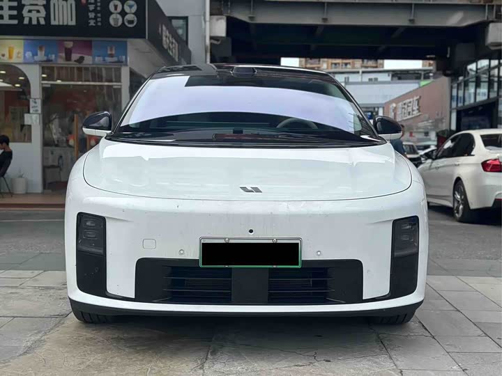 LiXiang i8, 2025 — фото 2 из 9