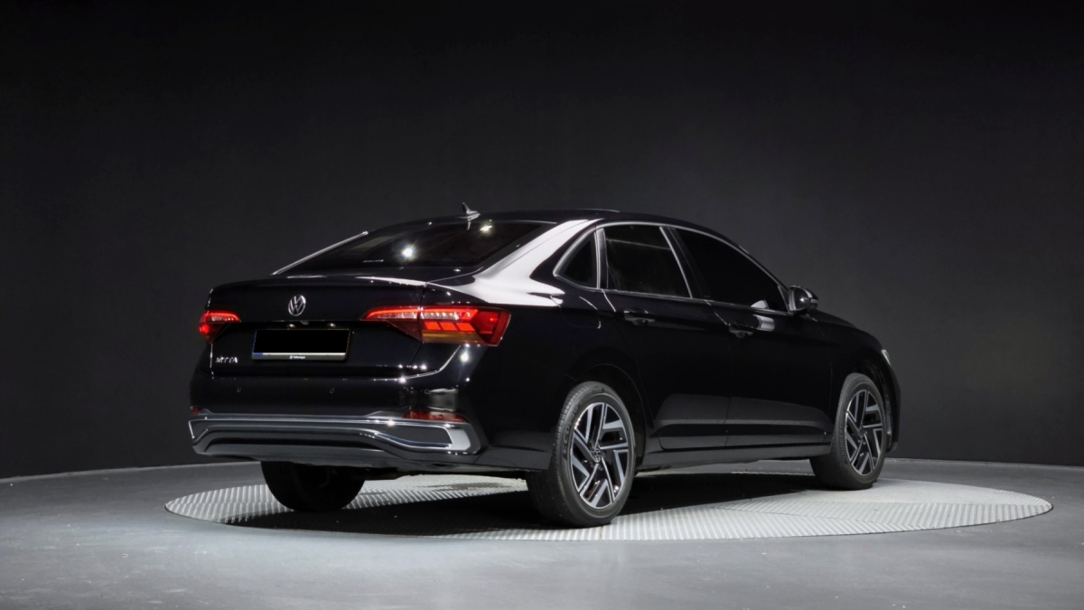 Volkswagen Jetta, 2022 — фото 2 из 12