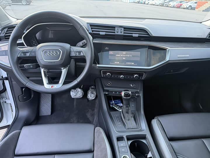 Audi Q3 Sportback, 2021 — фото 4 из 9