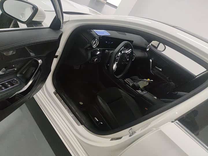Mercedes-Benz A-Class, 2022 — фото 4 из 9