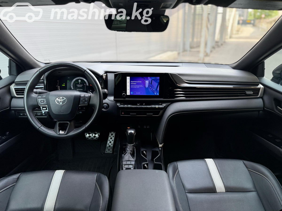Toyota Camry, 2024 — фото 11 из 12