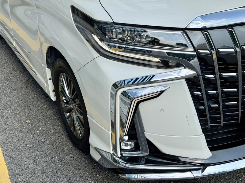 Toyota Alphard, 2022 — фото 7 из 12