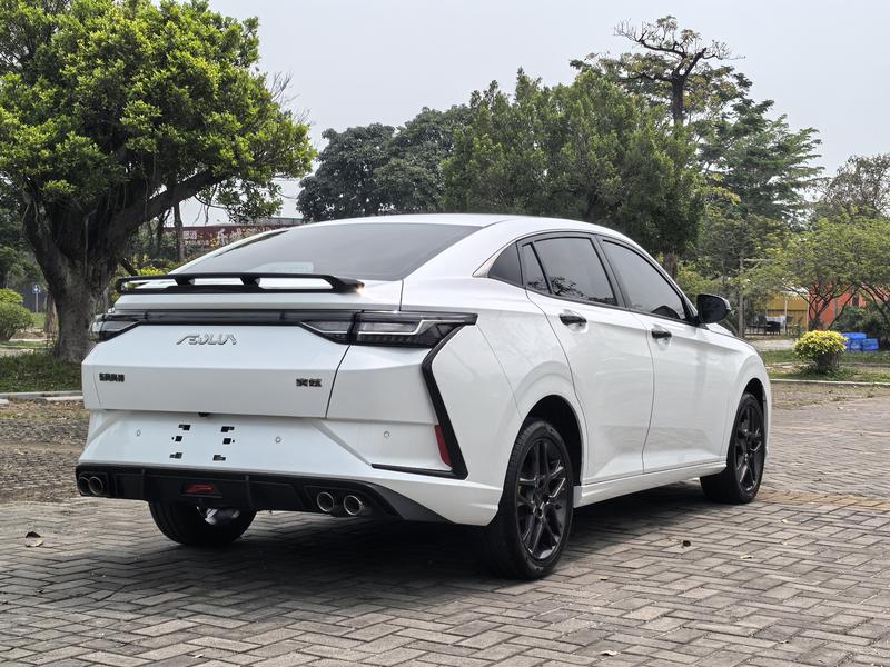 Dongfeng Aeolus Yixuan, 2023 — фото 7 из 12