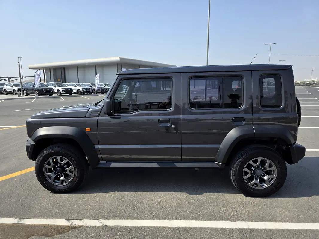 Suzuki Jimny, 2025 — фото 3 из 10