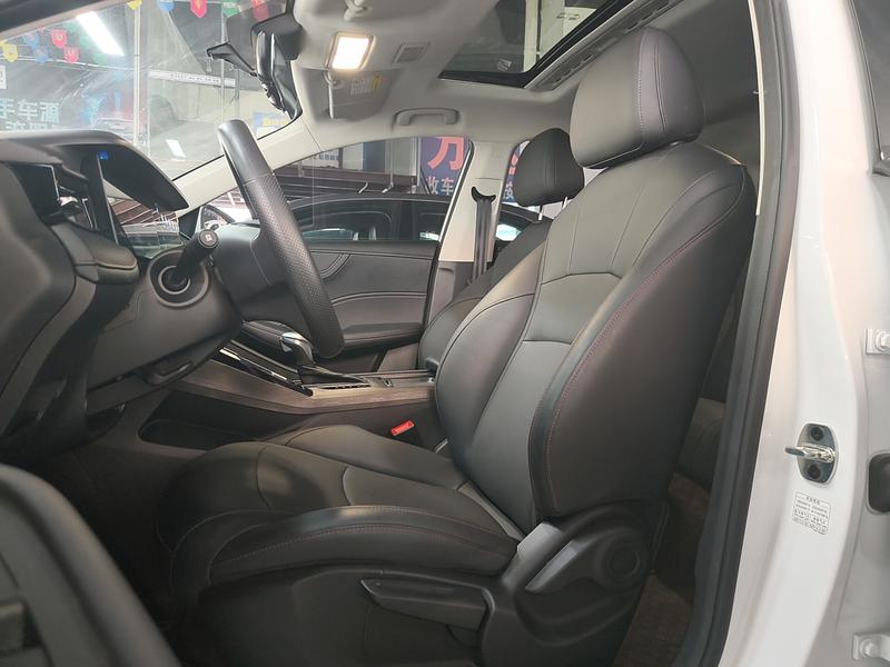 Roewe i5, 2025 — фото 10 из 12