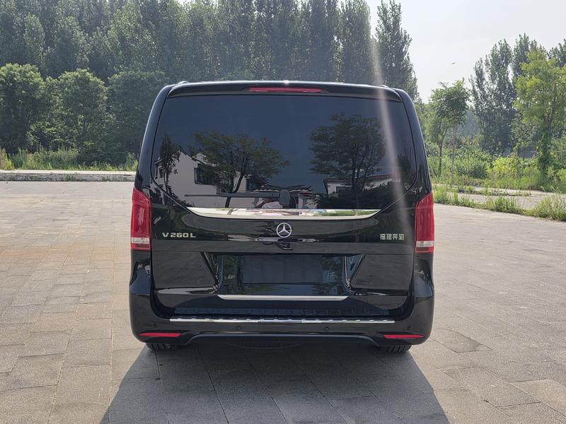 Mercedes-Benz V-Class, 2022 — фото 6 из 12