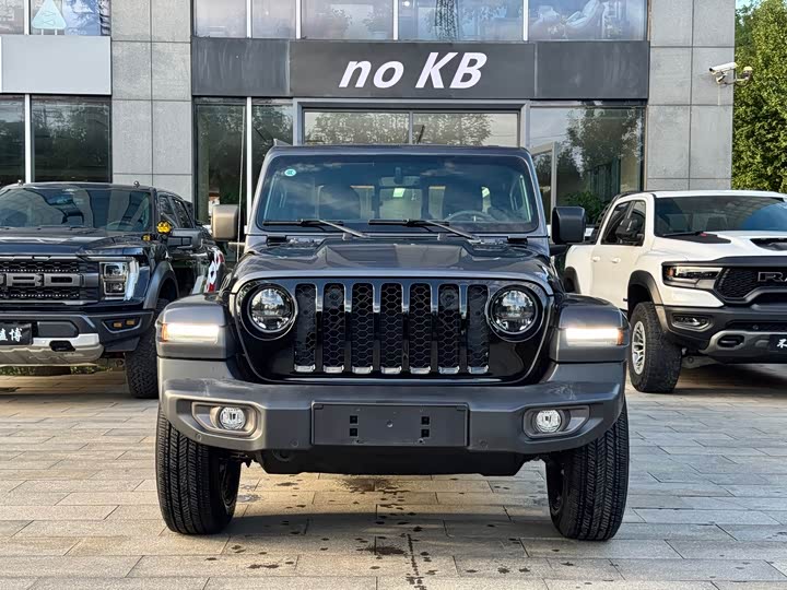 Jeep Gladiator, 2024 — фото 2 из 9