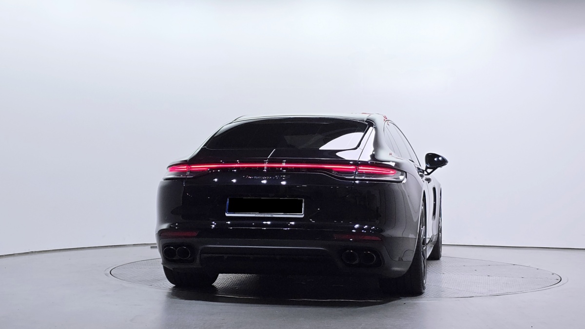 Porsche Panamera, 2022 — фото 4 из 12
