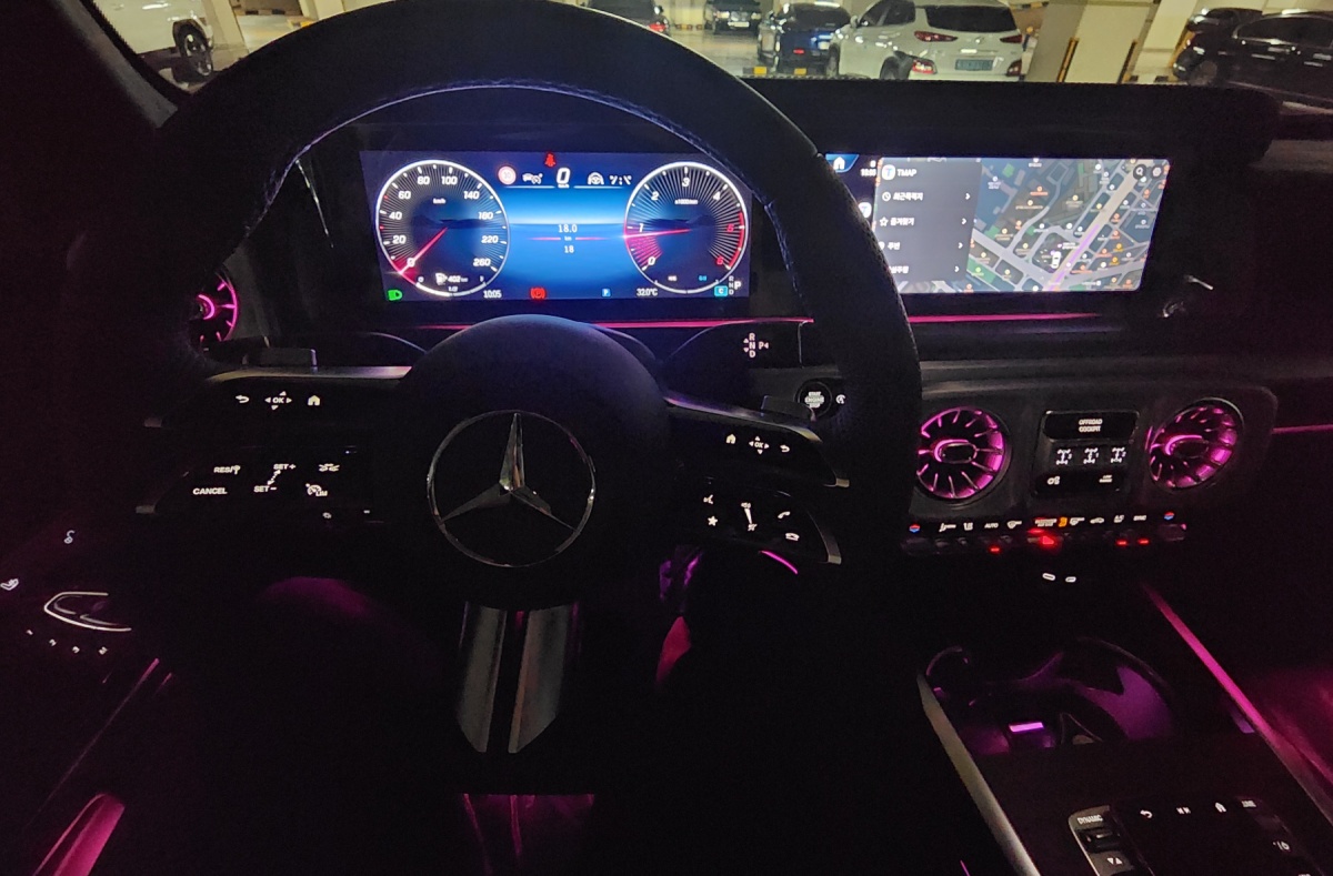 Mercedes-Benz G-Class, 2026 — фото 5 из 9