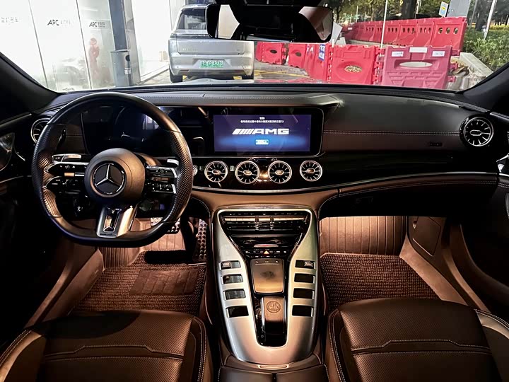 Mercedes-Benz AMG GT, 2022 — фото 6 из 9
