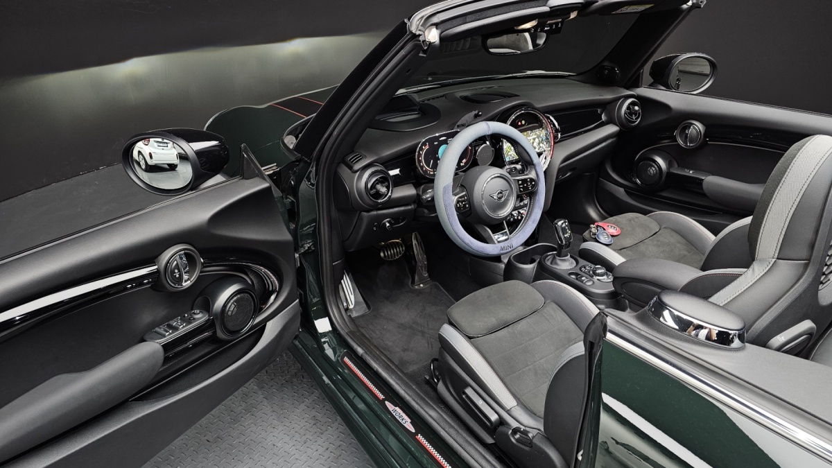 Mini Cooper Convertible, 2024 — фото 10 из 12