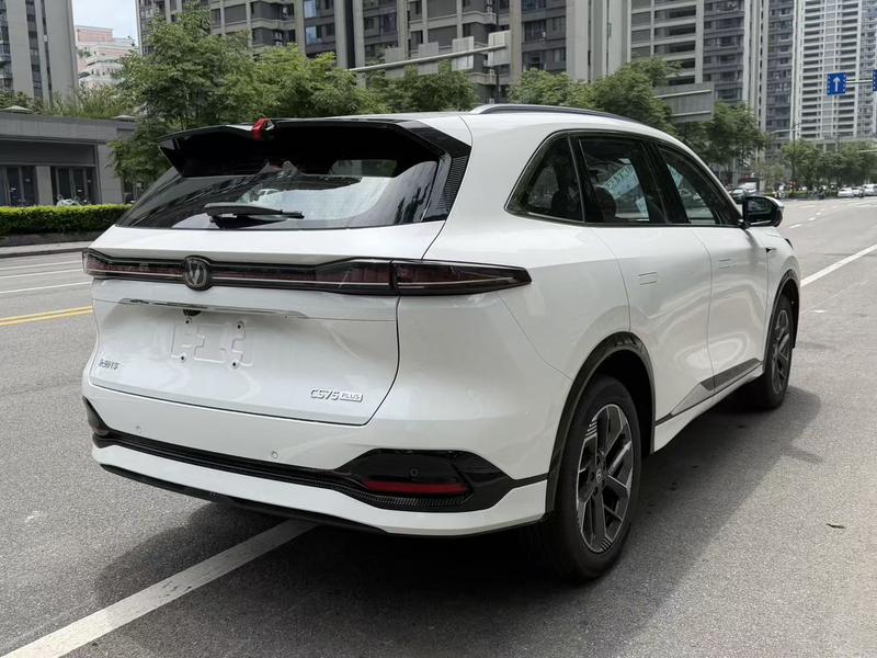 Changan CS75 Plus, 2025 — фото 7 из 12