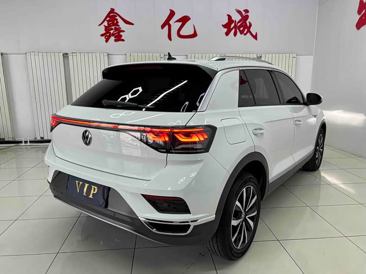 Volkswagen T-Roc, 2023 — фото 4 из 9