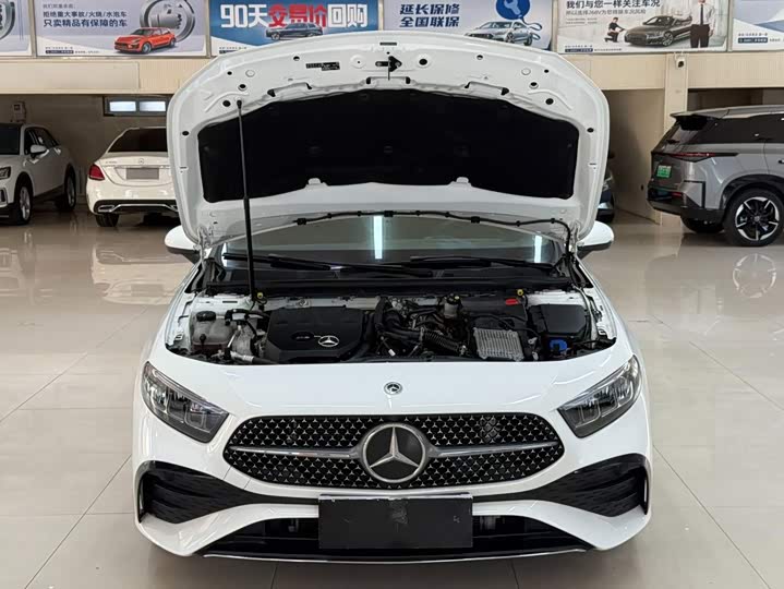 Mercedes-Benz A-Class, 2023 — фото 7 из 9