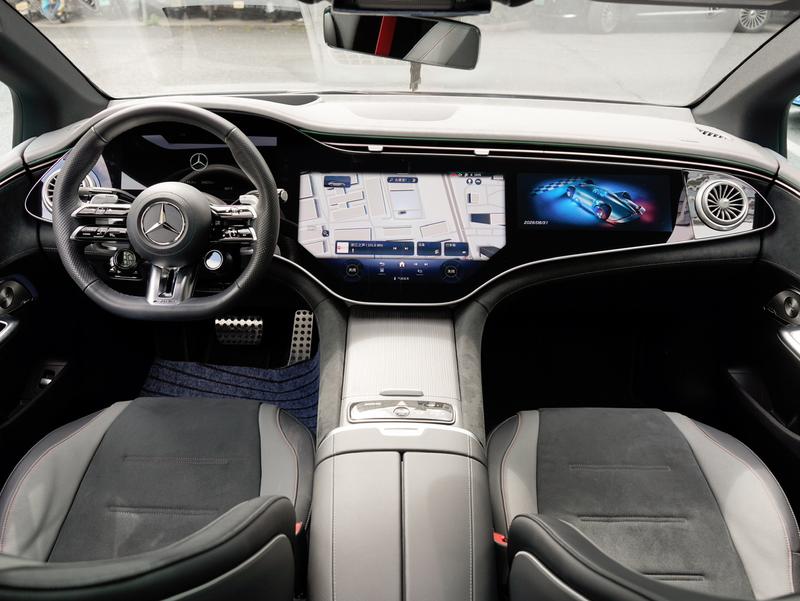 Mercedes-Benz EQE AMG, 2024 — фото 6 из 12