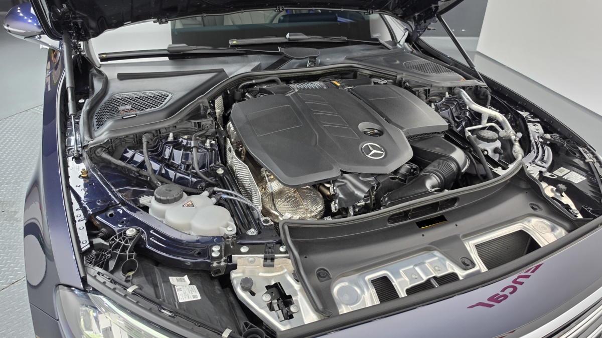 Mercedes-Benz E-Class, 2025 — фото 6 из 12