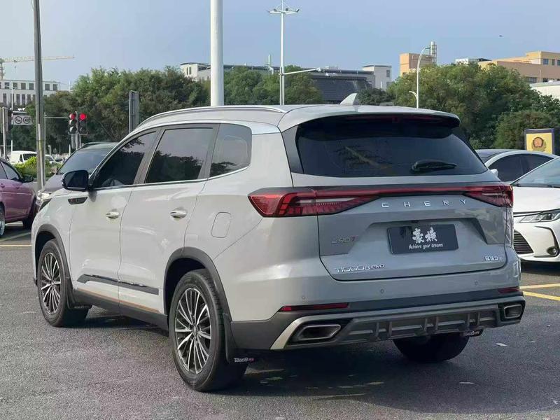 Chery Tiggo 8 Pro, 2023 — фото 4 из 10