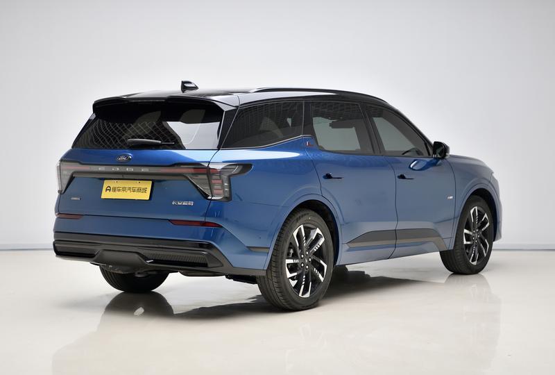 Ford Edge, 2023 — фото 7 из 12