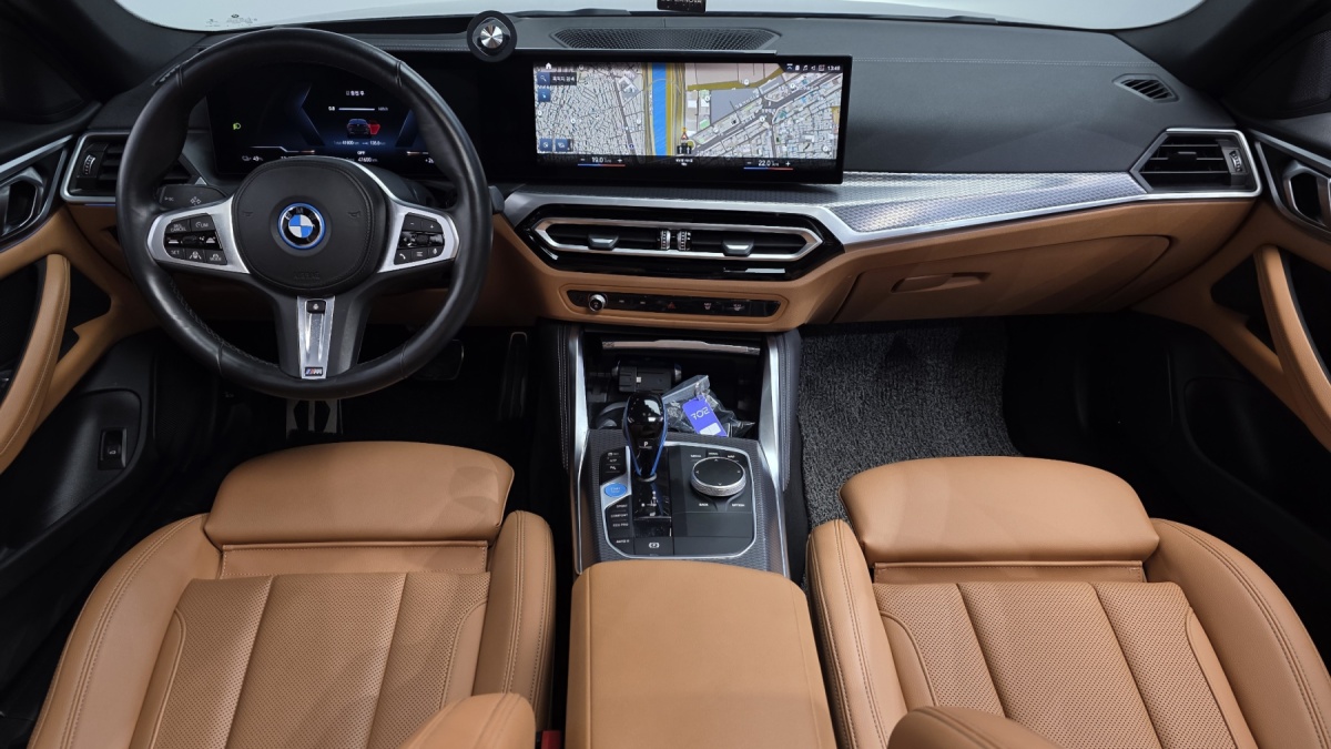 BMW i4, 2022 — фото 7 из 12