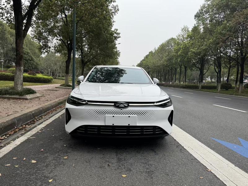 Chery Fulwin A8, 2024 — фото 2 из 11