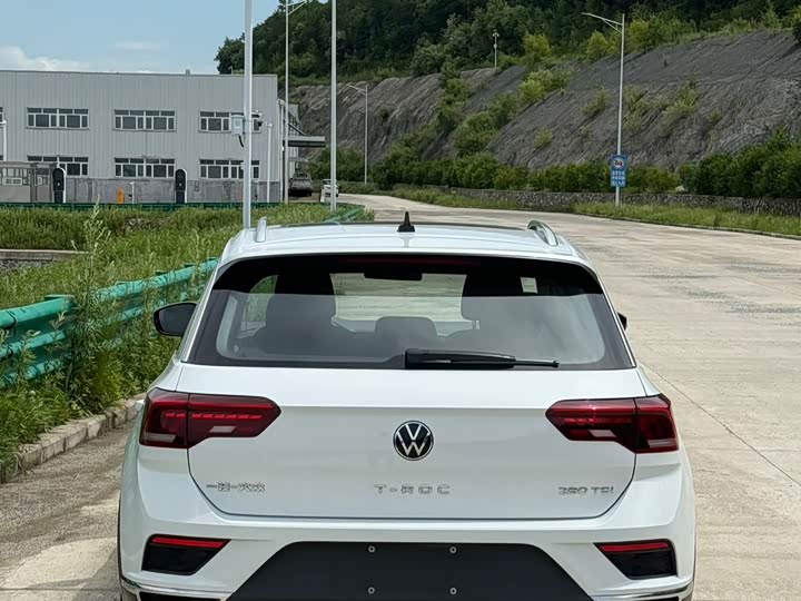 Volkswagen T-Roc, 2022 — фото 4 из 9