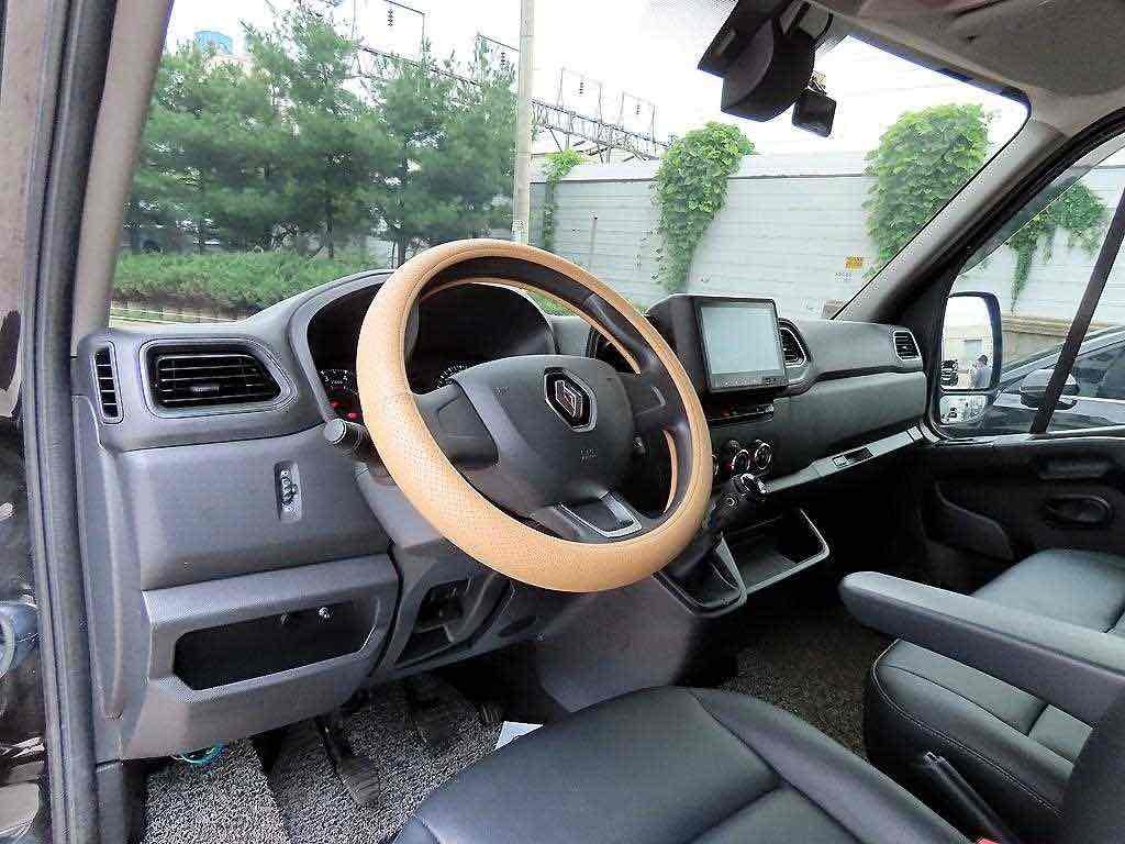 Renault Master, 2022 — фото 7 из 12