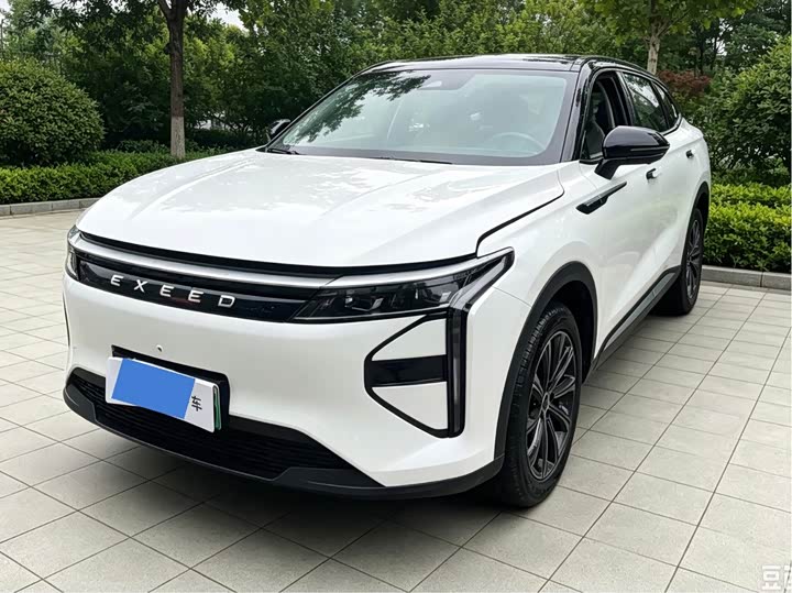 Exeed RX C-DM Hybrid, 2025 — купить в Санкт-Петербурге под ключ