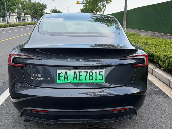 Tesla Model 3, 2025 — фото 5 из 9