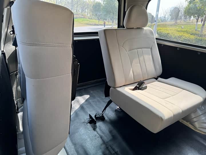 Dongfeng Forthing Lingzhi M5, 2023 — фото 8 из 9