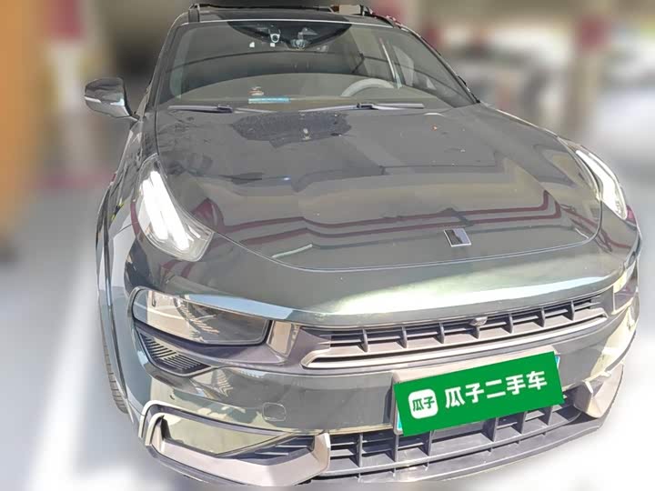 Lynk & Co 02 Hatchback, 2022 — фото 3 из 9