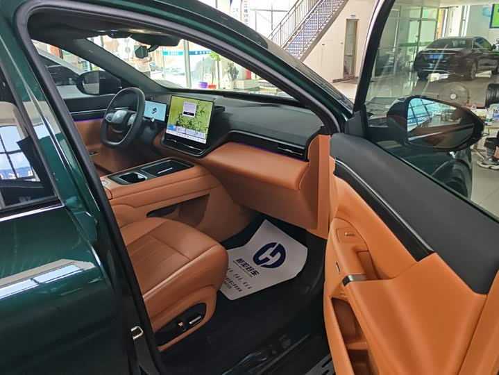 Dongfeng Yipai eπ 008, 2025 — фото 8 из 9