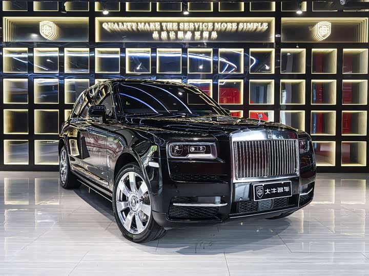 Rolls-Royce Cullinan, 2022 — фото 3 из 9