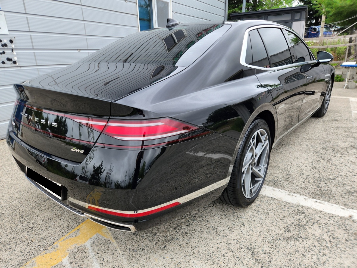 Genesis G90, 2024 — фото 2 из 12