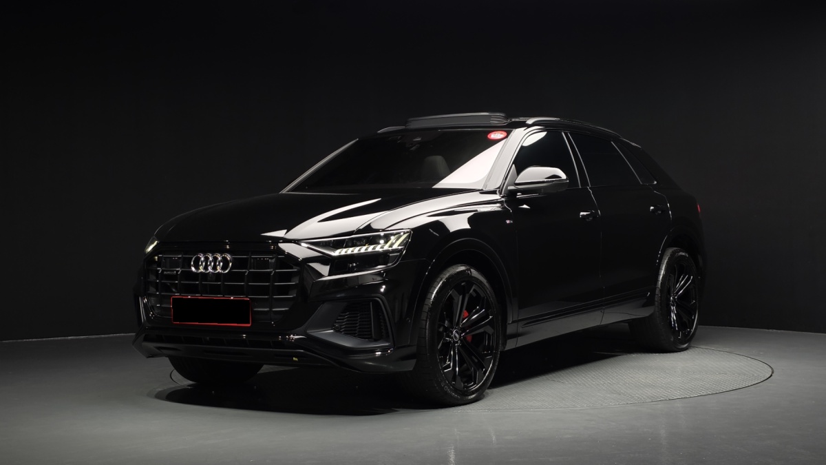 Audi Q8, 2023 — купить в Костроме под ключ