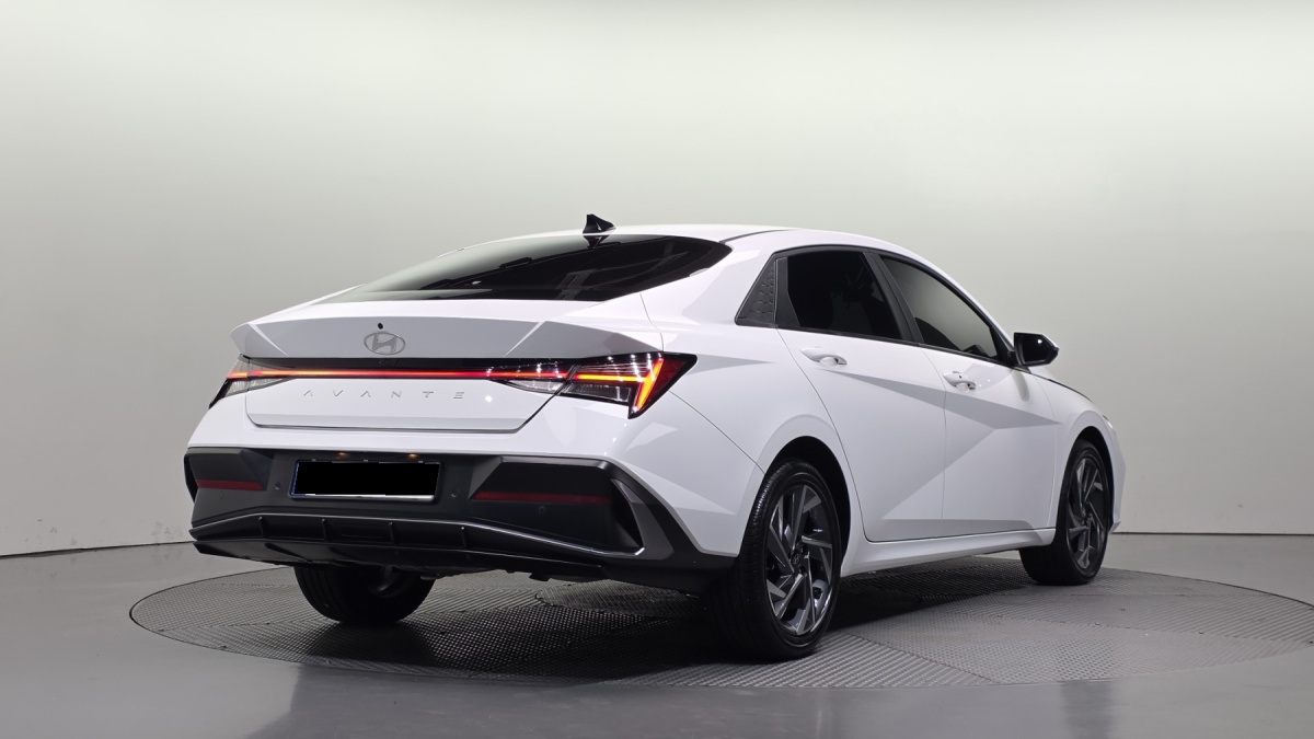 Hyundai Avante, 2023 — фото 2 из 12